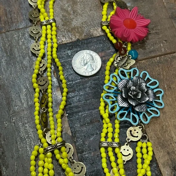 Lucky Brand Yellow and Pink Multi-Strand Smiley Face Necklace Preloved - Picture 9 of 9